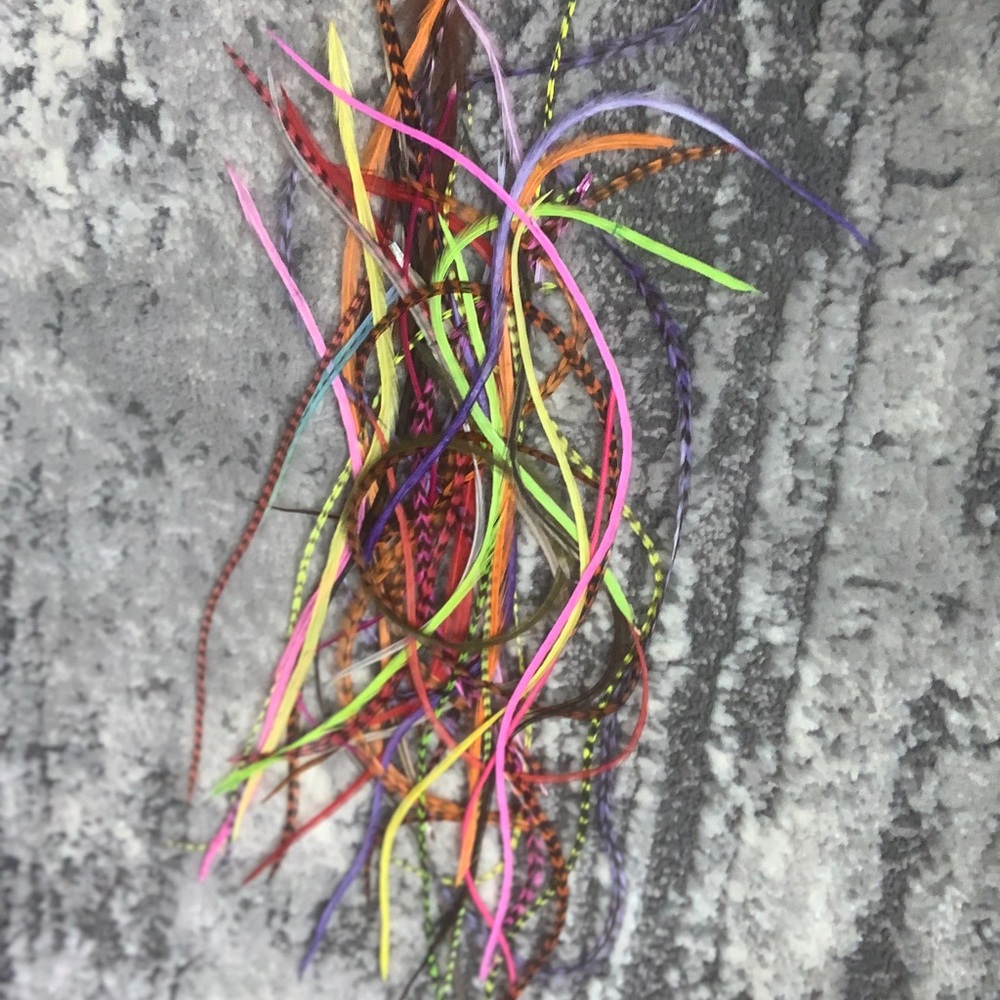 20 Feather hair extensions!